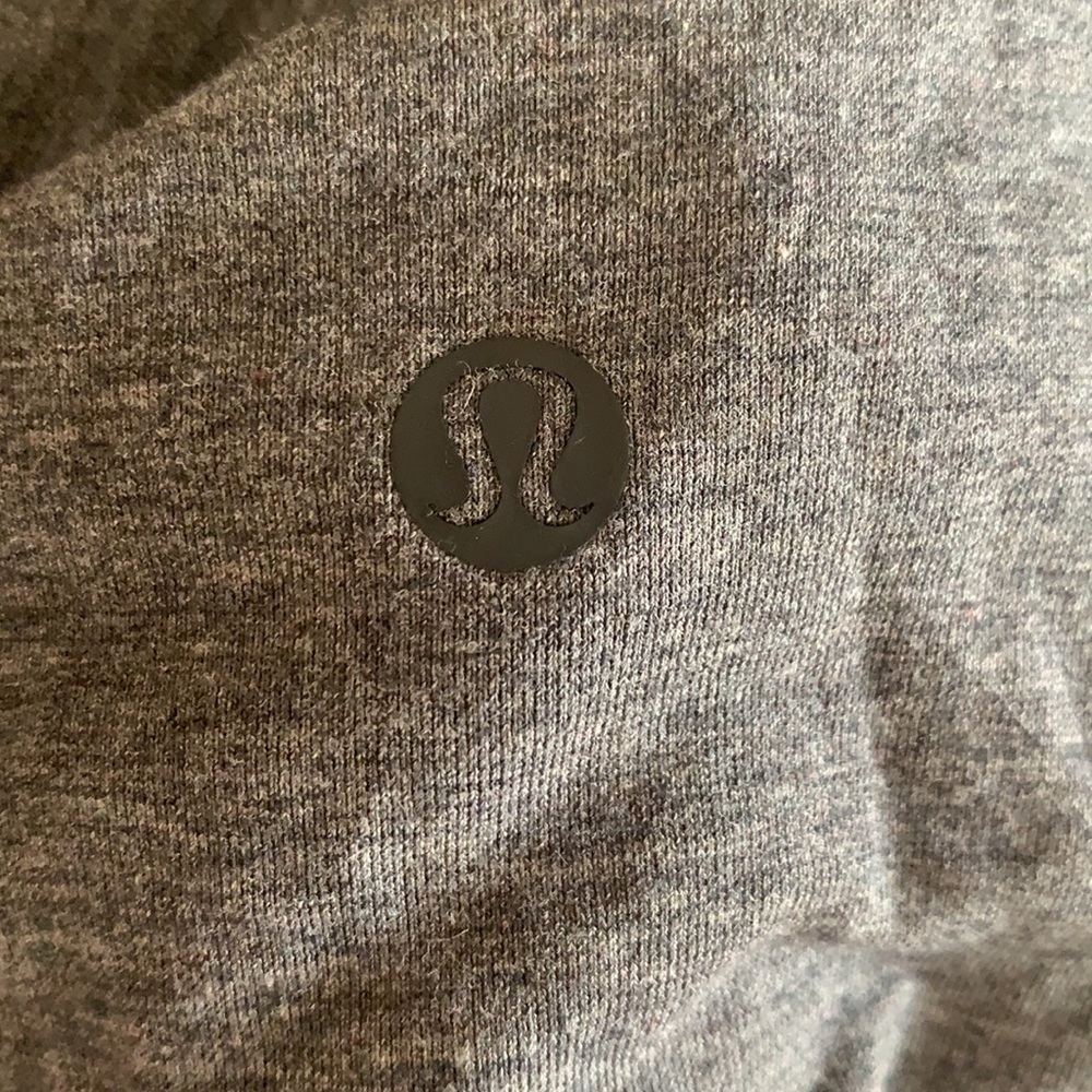 Lululemon Long Sleeve High Lo Flow City Bound Tee - Picture 4 of 6